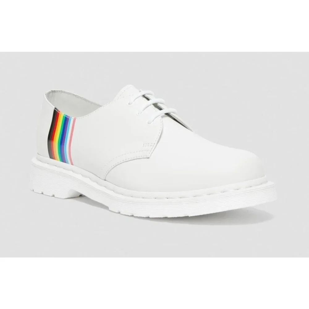 New Dr Martens 27522 White Smooth Leather Pride Oxford Shoes Men 9